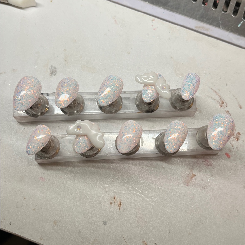 Pastel pink with glitter Press On Nails